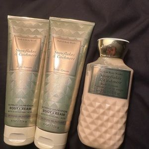 Bath and body Works, snowflakes and cashmere